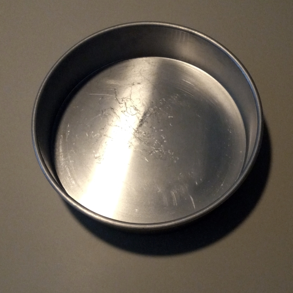 Vintage Magic Line 12 x 3 cake pan